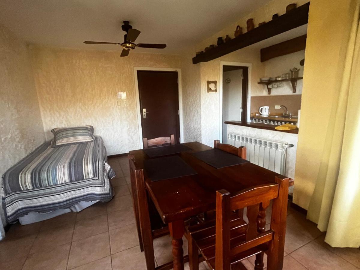 Suisse & - Adults Only Inn Villa General Belgrano
